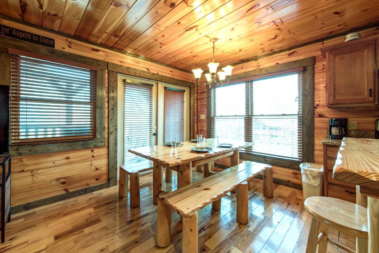 Celebration Lodge Gatlinburg Extérieur photo